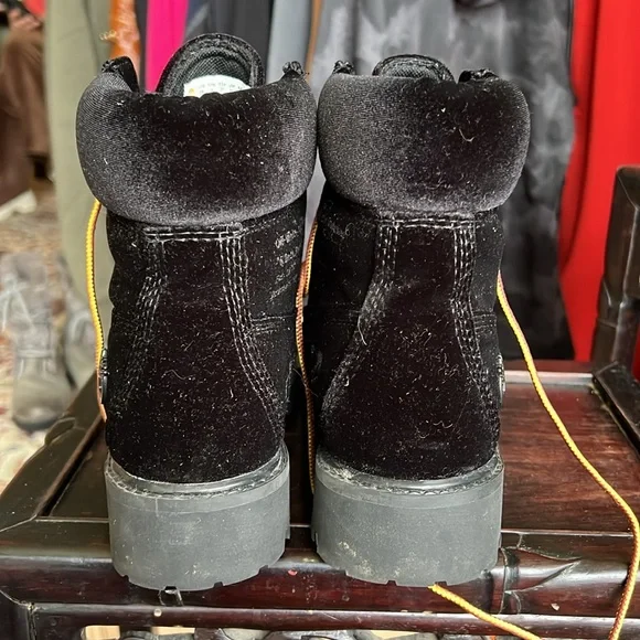 Timberlan x Off-WhiteCollaboration Beautiful ankle bootsVelve